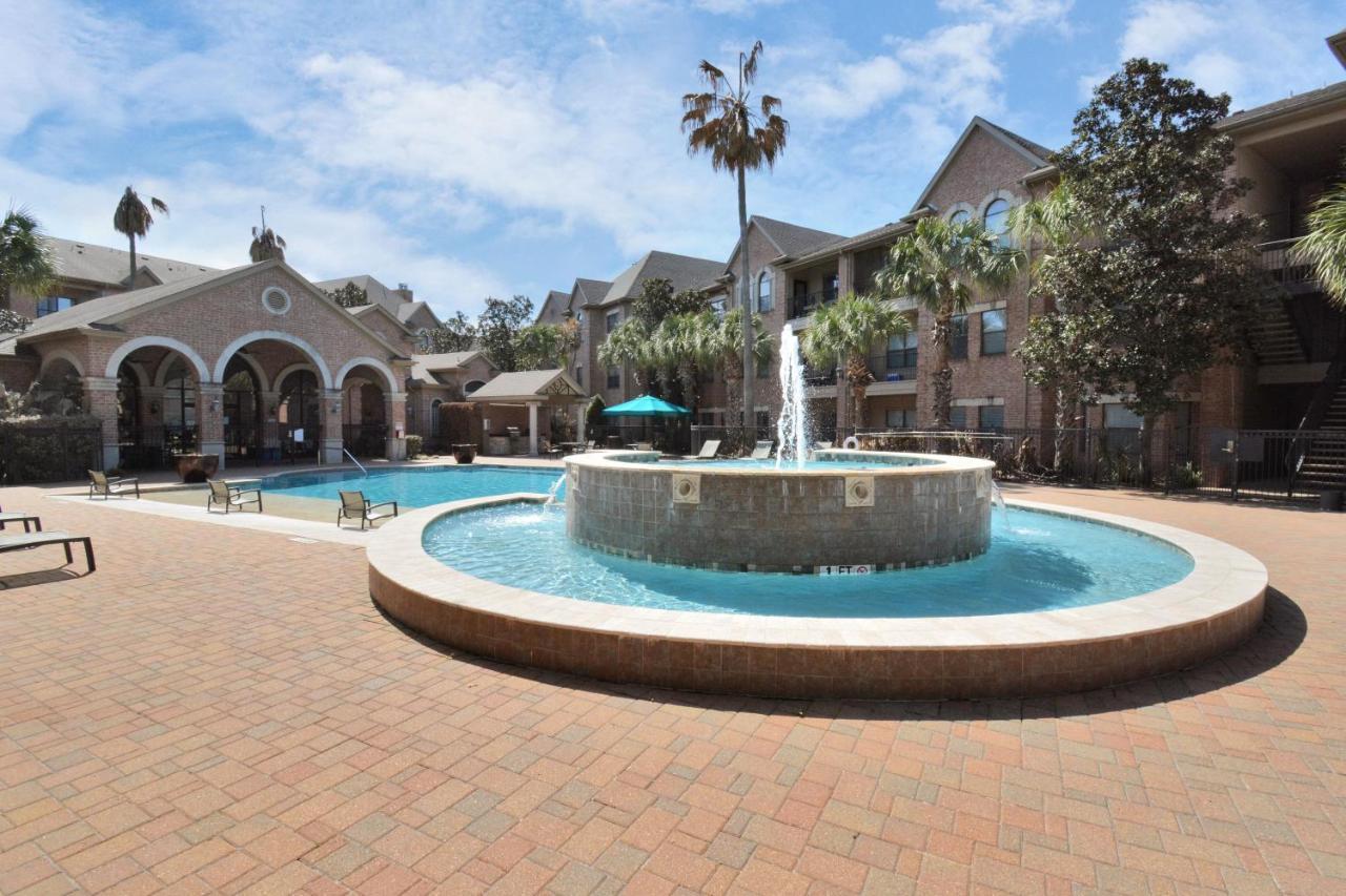 Zjhalik'S Luxury French Quarters Apartment Houston Exterior photo